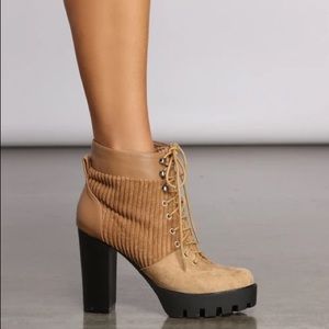 Good condition Windsor FAUX SUEDE LUG SOLE BOOTIES
